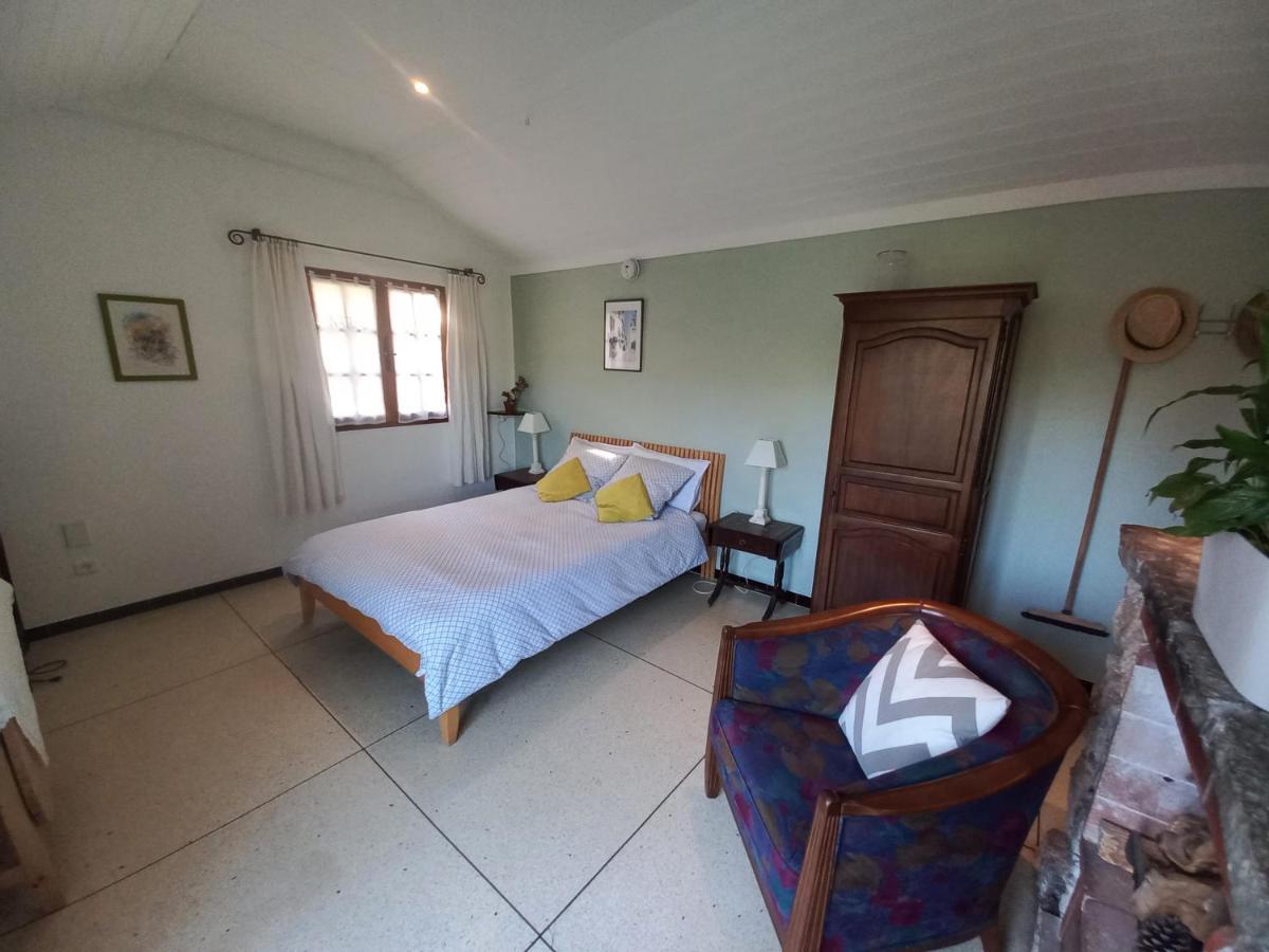 Studio Apartment In Bargemon Kültér fotó